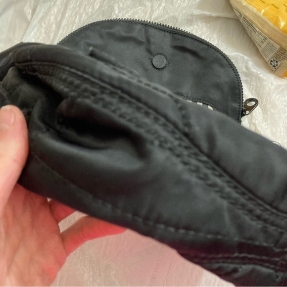 Marc by Marc Jacobs black nylon quilted messenger shoulder bag - Picture 8 of 10